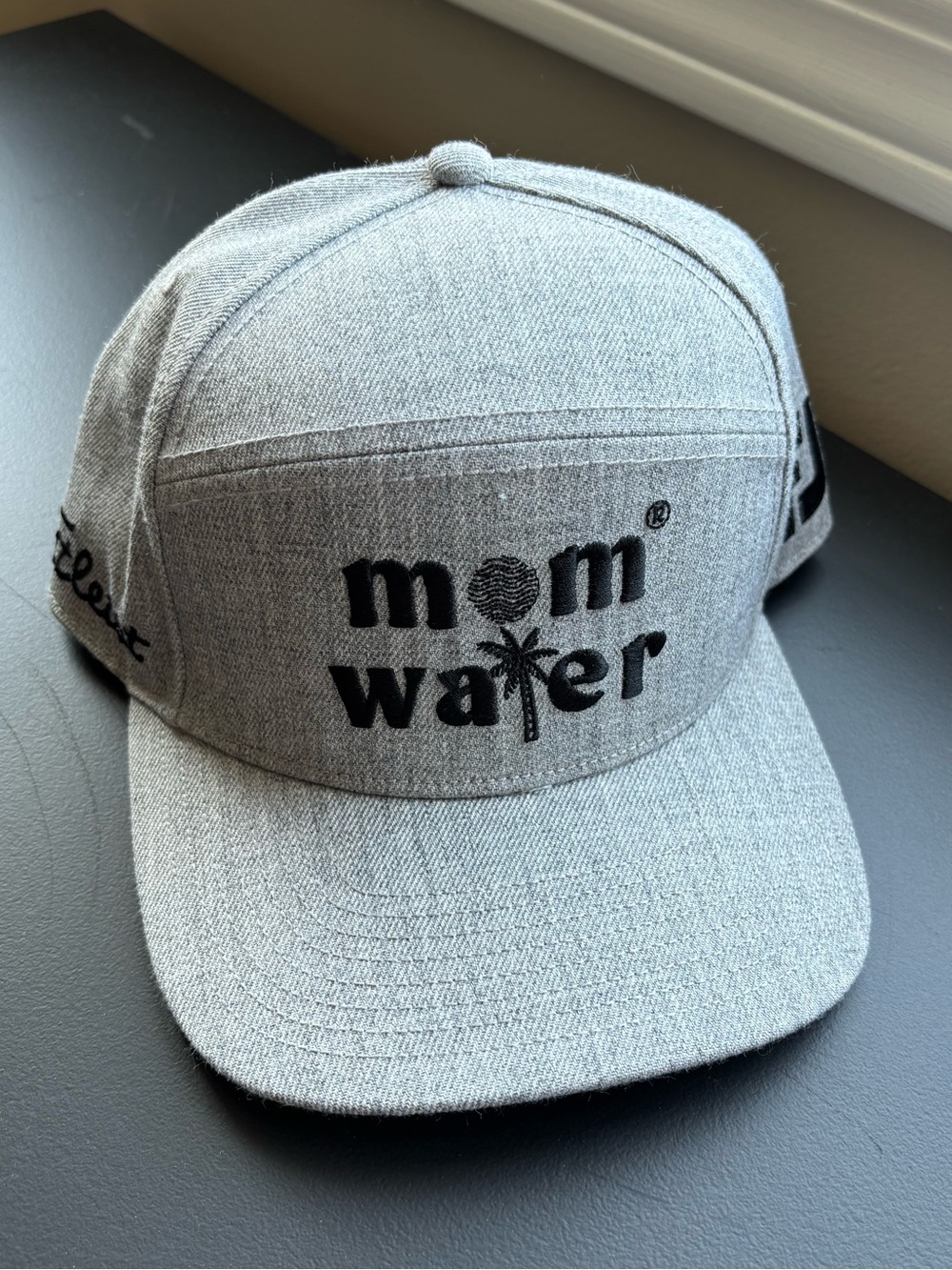Titleist Golf Grey Mom Water Hat